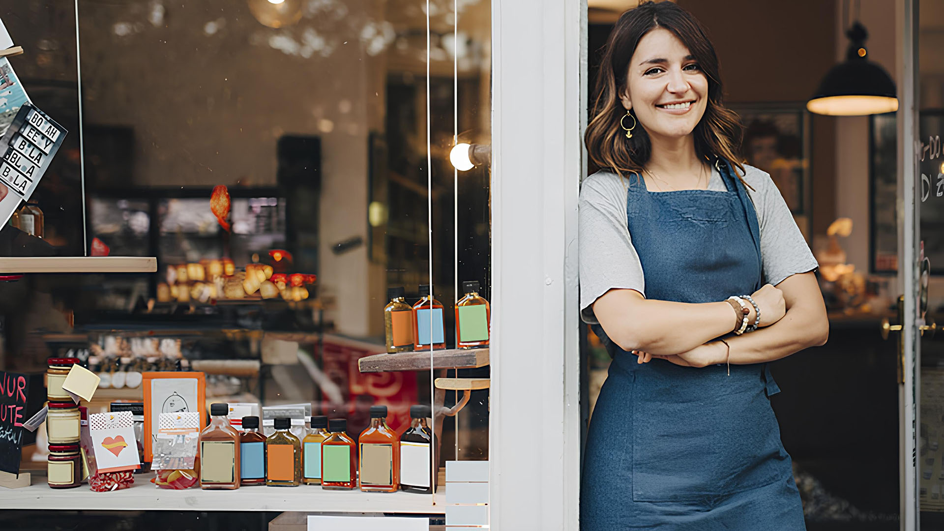 Butiksägare vid butik